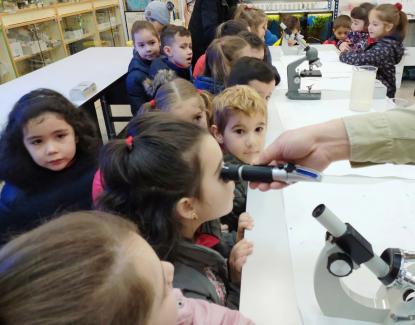 LOS ALUMNOS DE 6� DE INFANTIL VISITAN EL ACUARIO - Foto 6