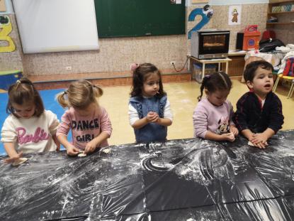 PROYECTO EDAD MEDIA INFANTIL � TALLER DE PAN - Foto 14