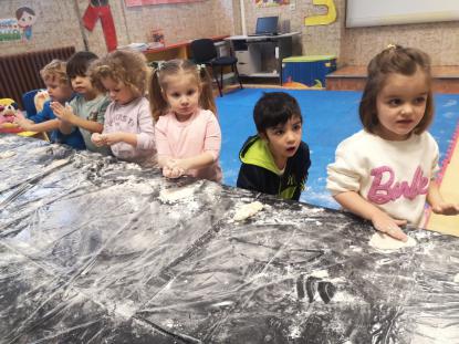 PROYECTO EDAD MEDIA INFANTIL � TALLER DE PAN - Foto 24