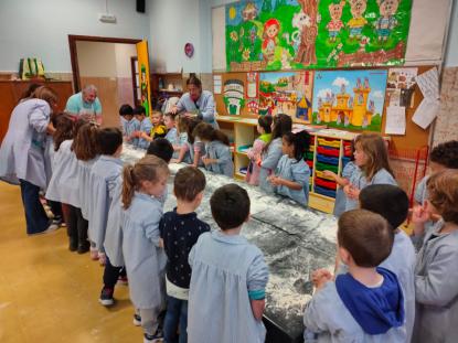 PROYECTO EDAD MEDIA INFANTIL � TALLER DE PAN - Foto 39