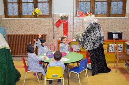 Visita de los Reyes Magos al colegio (ANPA) - Foto 7