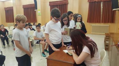 Visita de Ledicia Costas a 5� de Primaria - Foto 9