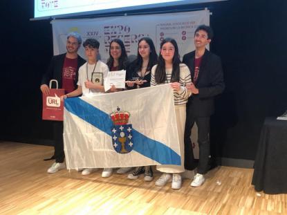 �xito de los J�venes cient�ficos de las Josefinas de Ourense en Barcelona. - Foto 9